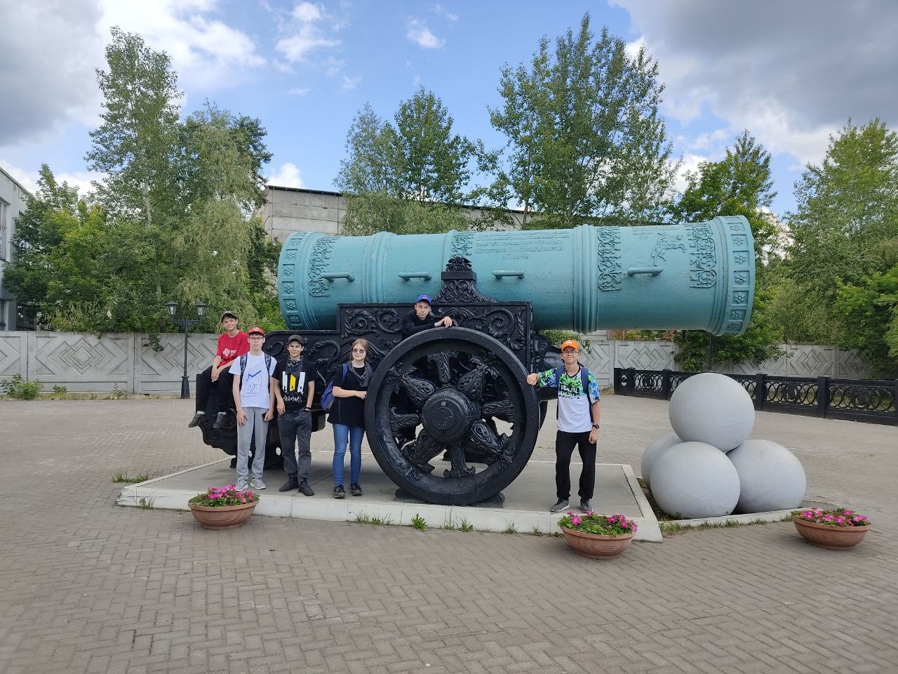 Экскурсия для участников смены «Водная робототехника»