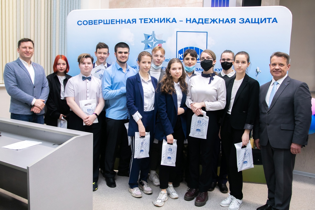 Воспитанники «ТАУ» приняли участие в Первом форуме научно-технического творчества школьников