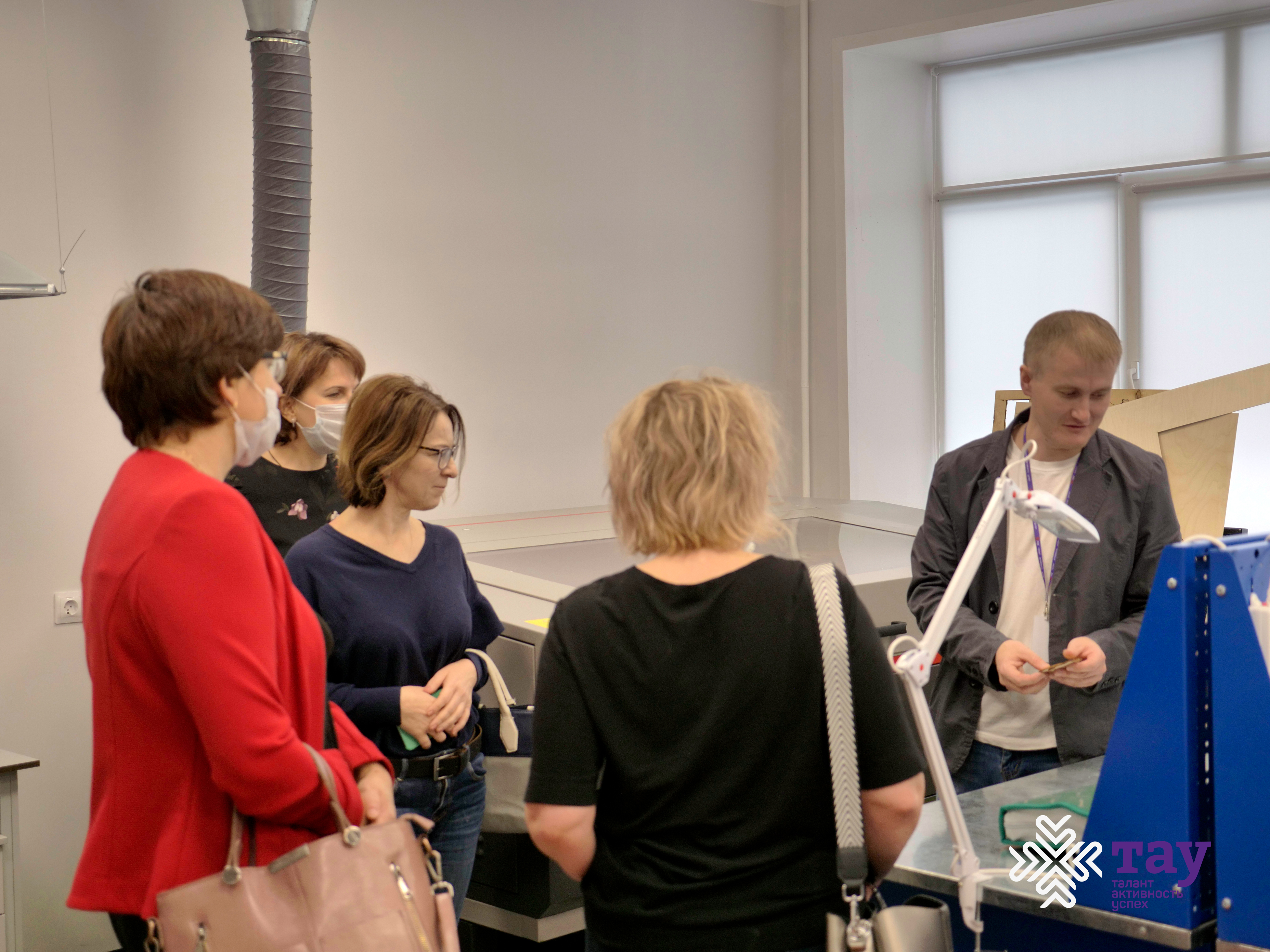 Директор центра встретилась с представительницами «Деловой России»