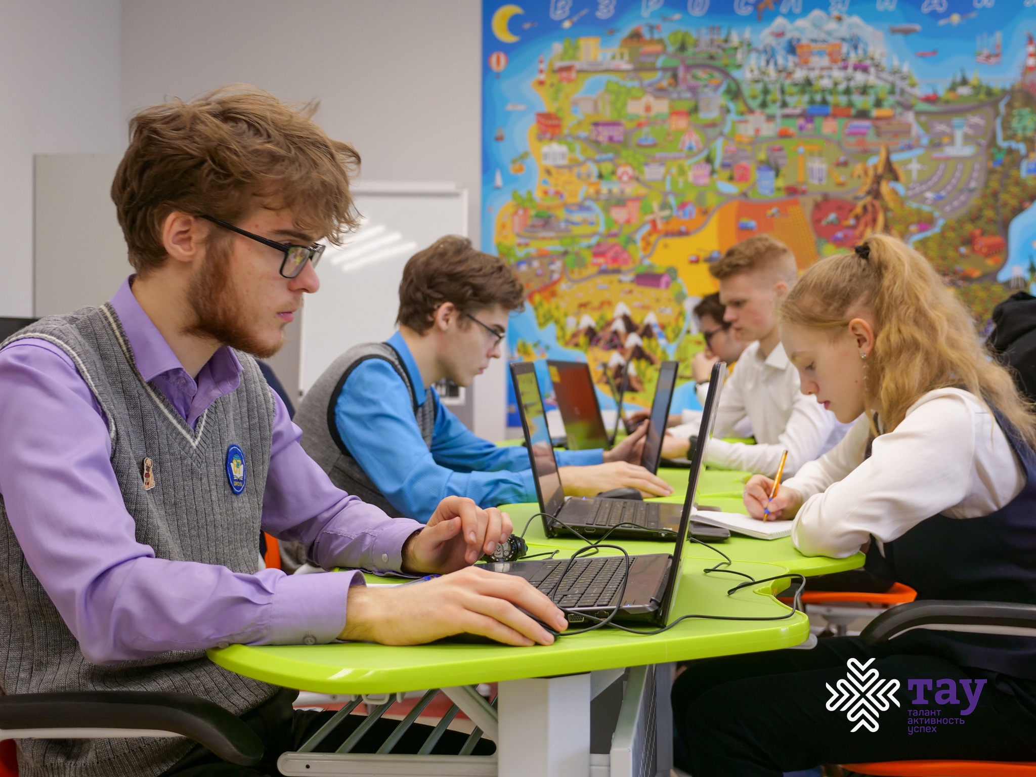 Опубликован список ребят, прошедших во второй тур Всероссийского конкурса «Большие вызовы»