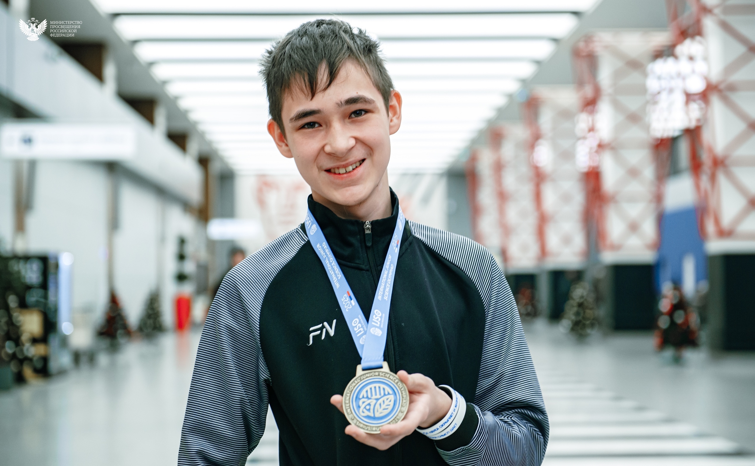 «Я был уверен, что будет серебро, а получил золото»: ижевский школьник покорил мировую олимпиаду